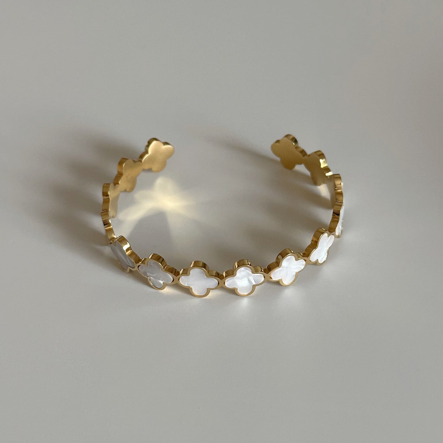 Clover Cuff bracelet